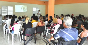 Lic. Alejandra Ferrari, imparte temática Recursos Clave y Liderazgo