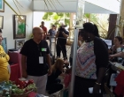 Tania León Silveira, Presidente Provincial del Poder Popular en Matanzas (al centro) visita el stand del CCRD-C