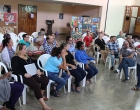 Dra. Mayra Espina responde las preguntas de los participantes