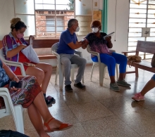 El psicólogo Frank Velázquez comparte con mujeres emprendedoras recursos para la resiliencia