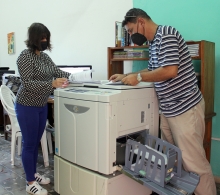 Durante la impresión del boletín Reflexión y Diálogo