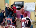 Participantes del taller exponen su proyecto sobre un salón de belleza