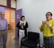 La psicóloga Yanelis Velazco Fajardo explica los objetivos de la Puerta violeta