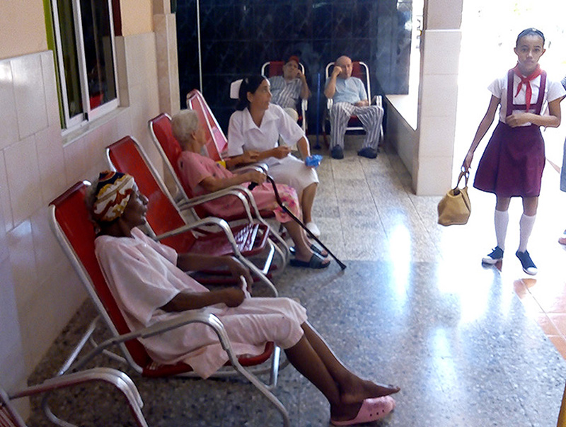 Ancianos en el hogar Daddy Jhon