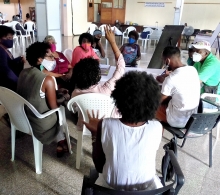 Debate grupal sobre la importancia de la promoción