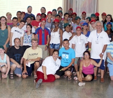 Grupo asistente al Campamento de verano para adolescentes y jóvenes