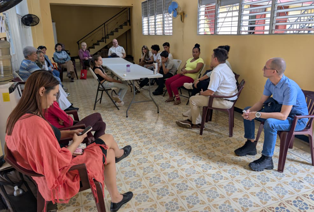 Los visitantes interactuaron con beneficiarios de nuestros programas en las comunidades