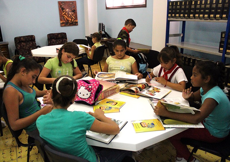 Centro Cultural de Información y Documentación “Rev. Raúl Fernández Ceballos”