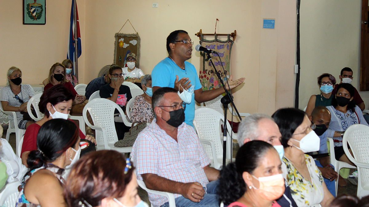 Omar Mediaceja, especialista del Centro Comunitario de las ITS en Cárdenas, agradeció el carácter inclusivo del proyecto de ley