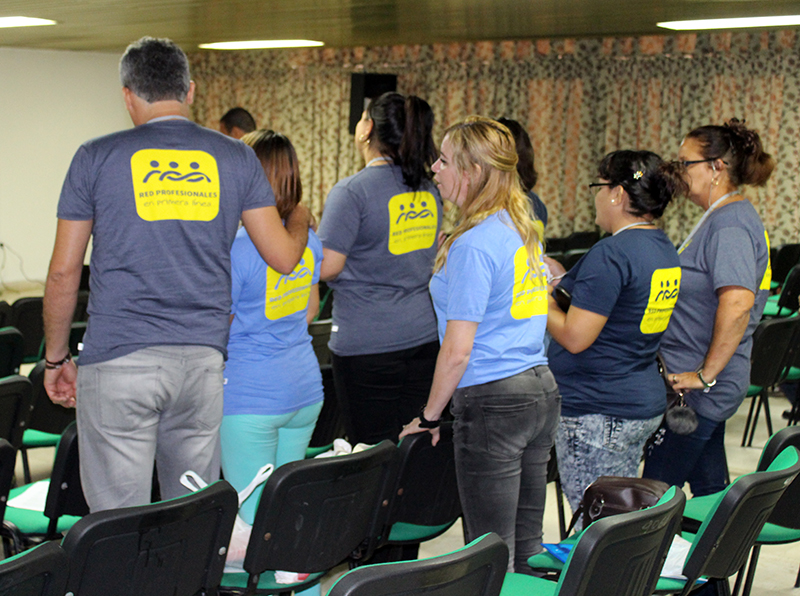 Durante el Devocional de cierre del evento