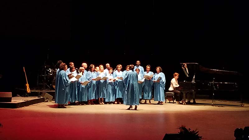 Durante el concierto inaugural del evento, en el Teatro Heredia