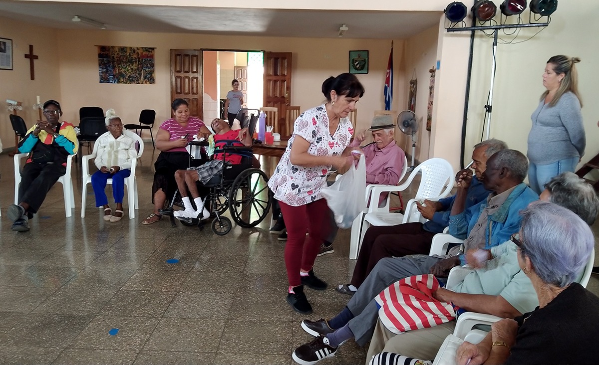 Se rifaron objetos para uso personal