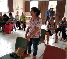 Las personas de la comunidad hablan sobre sus necesidades