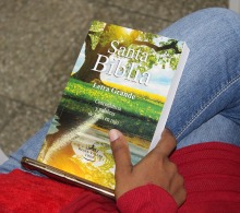 Lectura de textos bíblicos