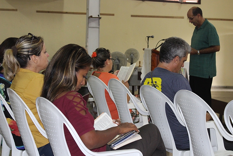 Durante la lectura del evangelio de San Marcos 9,14