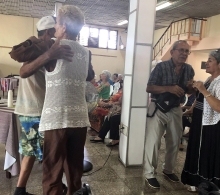 Música y baile siempre son excelentes estímulos