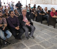 Durante la Feria Internacional del Libro. Al centro, Miguel Barnet, Presidente de la UNEAC