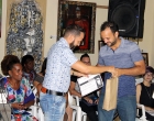 Premio colateral entregado por el Café El taburete a la fotografía Sueño con claustros de mármol, de Antonio Nores Hernández
