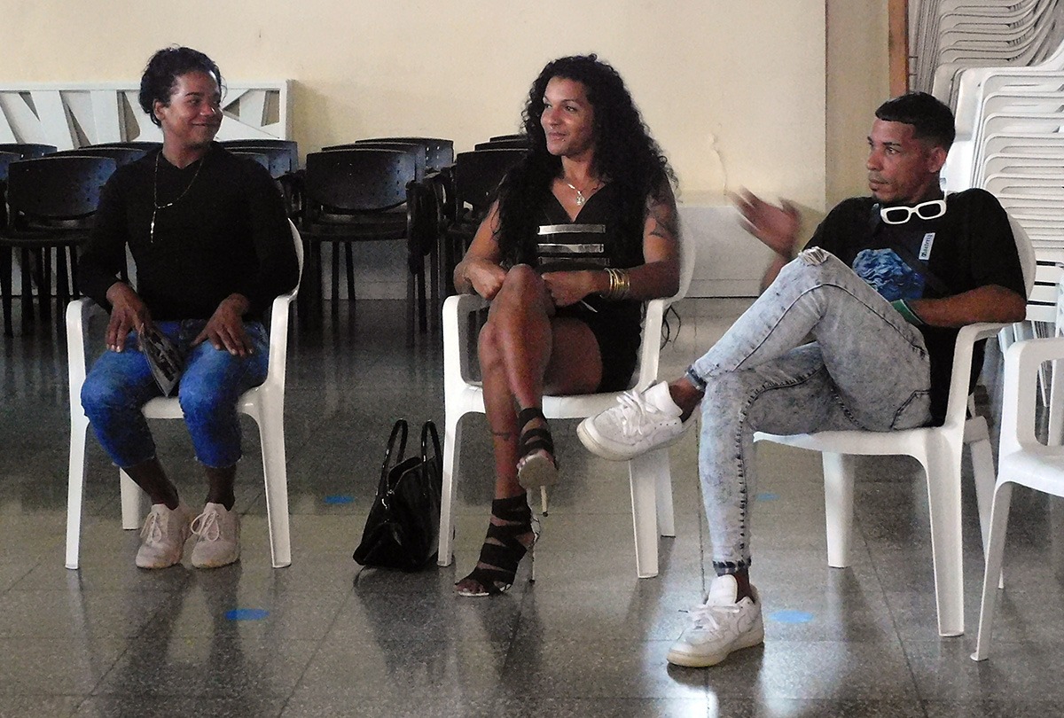 Los asistentes ofrecieron sus testimonios de vida y hablaron sobre sus proyectos