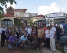 Un grupo de los participantes visitó el restaurante Waco's Club