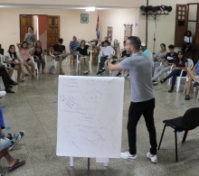 Sobre-el-cuidado-y-aprovechamiento-de-las-redes-sociales-hablo-el-master-en-Ciencias-de-la-Comunicacion-Alejandro-Ramos