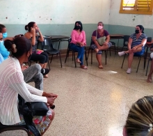 Las especialistas comparten sus experiencias de trabajo con niños durante este período