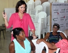 Alejandra Ferrari, representante de Credit4Cuba dirige el debate sobre Imagen y Calidad del servicio de bicitaxi y ciclo-servi