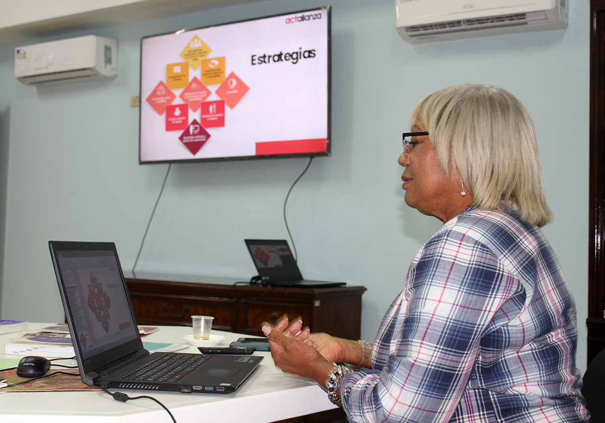 Fundamental fue la experiencia de  María Luisa Navas, Convocante del Foro ACT Cuba y Moderadora de la Comunidad de Práctica para la Gestión de Riesgo de Desastres en América Latina y el Caribe