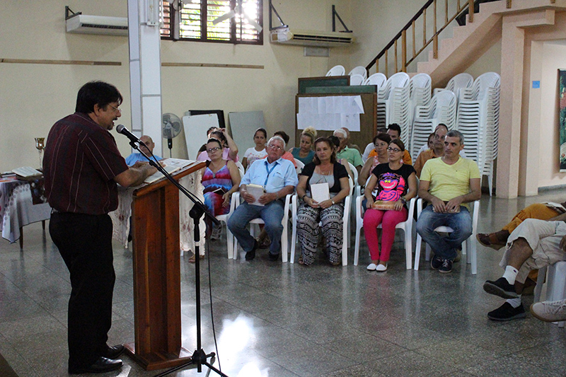 2-Padre-Aurelio-de-la-Paz