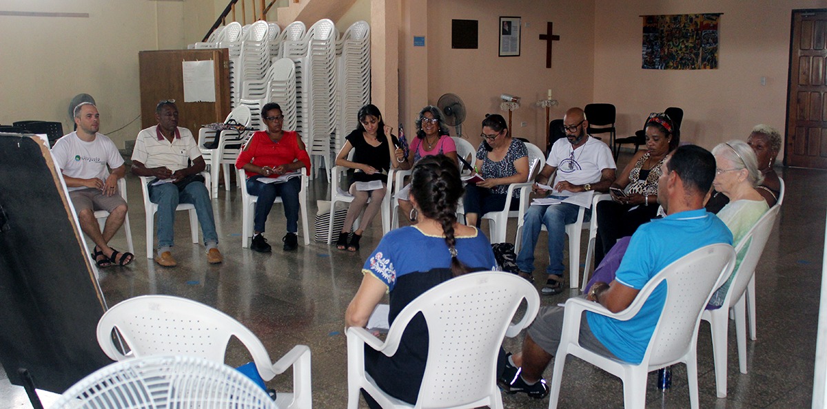 Desarrollar actitudes cooperativas y no animar la competitividad es uno de los objetivos