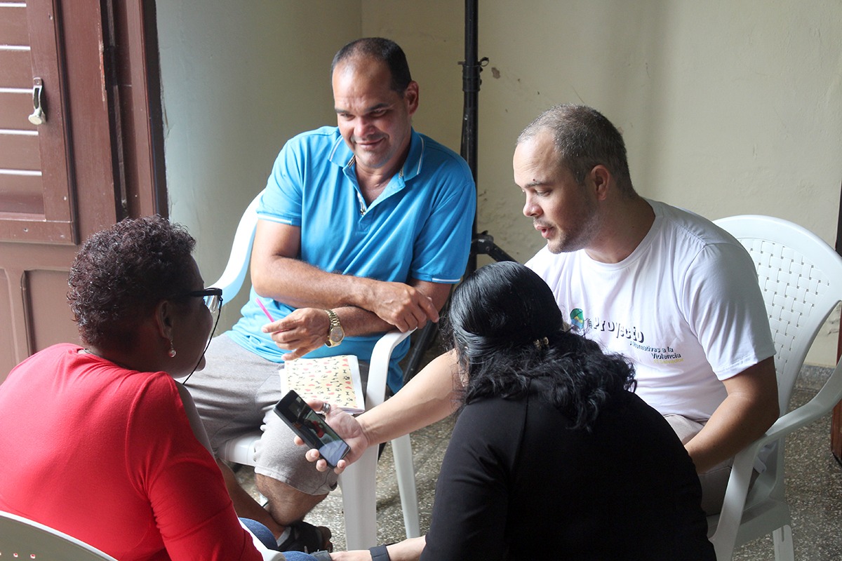 La experiencia compartida tanto de los participantes al taller como de sus facilitadores es ideal para conocer las maneras como se llega a la violencia