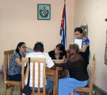 Mejorar las habilidades de escucha, así como los métodos asertivos de expresión son puntos claves de esta capacitación