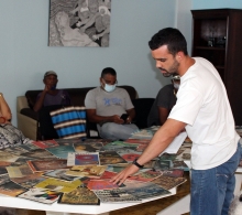 Alejandro Sánchez, especialista del Centro Cultural, habló sobre las revistas Reflexión y Diálogo y El Correo de la Unesco