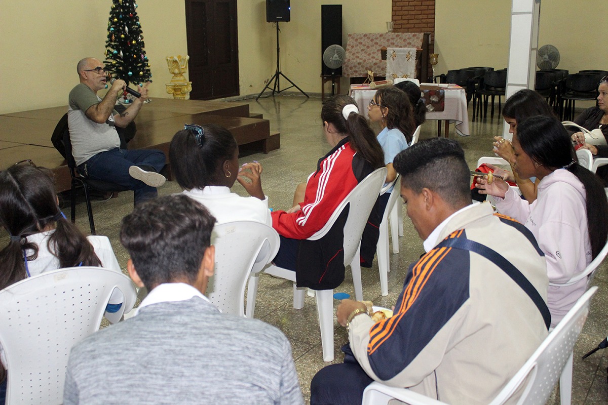 Aspectos sobre la realización audiovisual, desde la concepción hasta la distribución, fueron tratados durante el encuentro