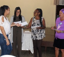 Yanira Montalbo Lobe (al centro), subdirectora del Centro de Superación Provincial manifestó su satisfacción por la superación del personal