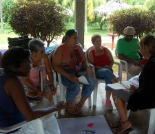 El Equipo # 3, trabajando en grupo