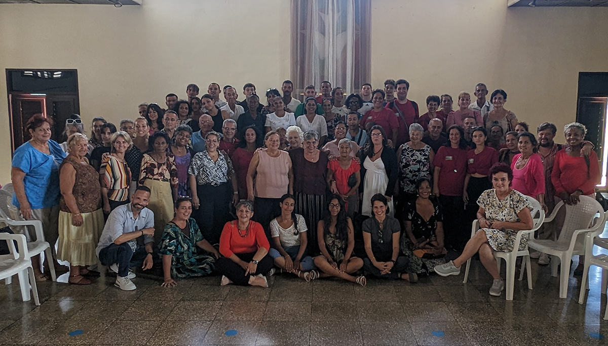 Taller de Incubación de Negocios “Emprendiendo por la vida”