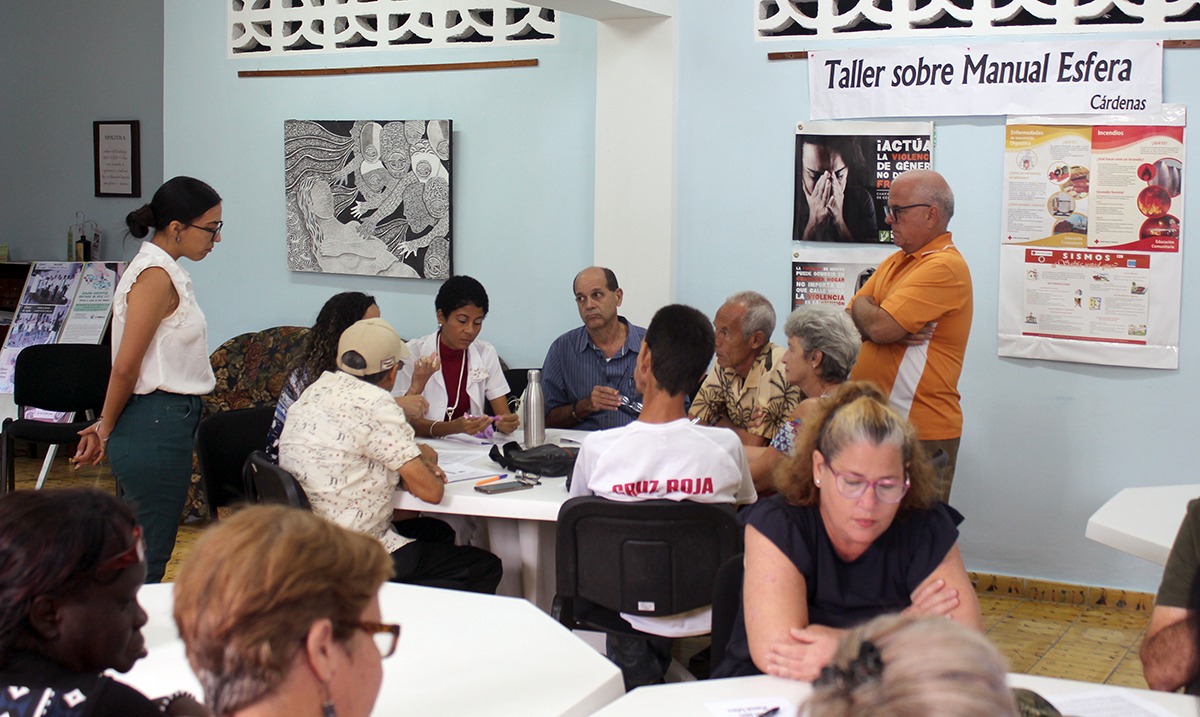 Fueron aplicadas encuestas a los representantes de organizaciones socias e informantes claves con el fin de evaluar su conocimiento sobre los planes contingentes