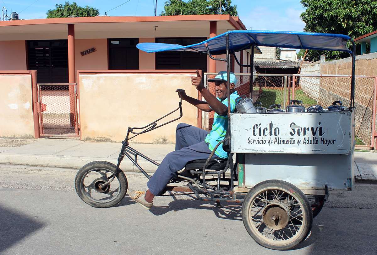 Los cantineros recorren todos los barrios de nuestra ciudad