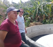 Recorrido de Alma Corona, oficial de la OMB y representantes de iglesias de la misión en Alemania, por plantas de biogás