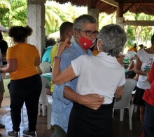 El baile, ante las interpretaciones de excelente música cubana, no se hizo esperar