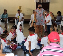 Los infantes hablaron sobre sus vivencias con las personas de la 3era edad