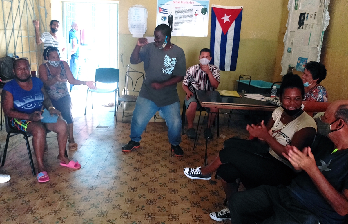 Durante la actividad cultural de cierre del encuentro