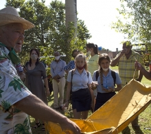 Demostración de la inventiva para la recogida de heces, con lo que se incidirá en el saneamiento de la ciudad