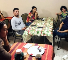Diálogo en la Iglesia Hermanos en Cristo de Palmira, presidida por Luis Hernández