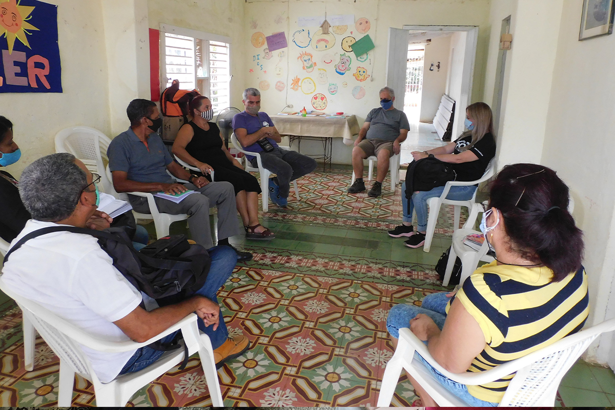 En reunión de coordinación con el grupo gestor comunitario del municipio Jagüey Grande
