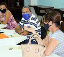 La jurista y emprendedora Anaisis González habla sobre la importancia de diversificar las temáticas tratadas en los grupos de WhatsApp