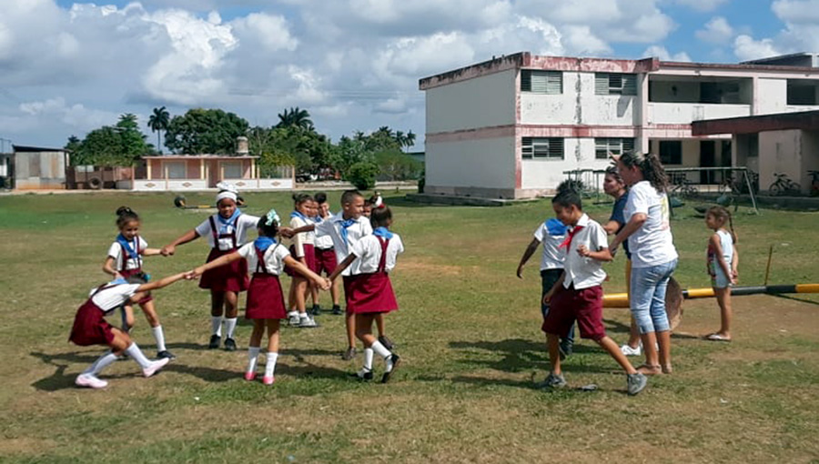 El juego es fundamental en la socialización y aprendizaje significativo de los niños