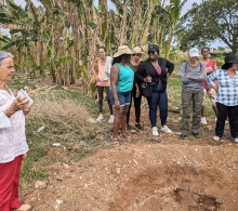 Milagros Milera, investigadora de la Estación Experimental Indio Hatuey explica cómo elaborar biocarbón y sus beneficios