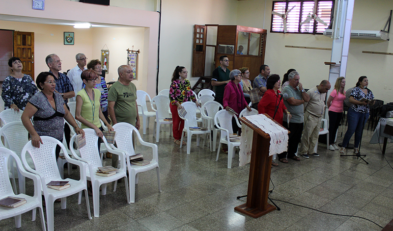 Durante el devocional, efectuado el 12 de febrero